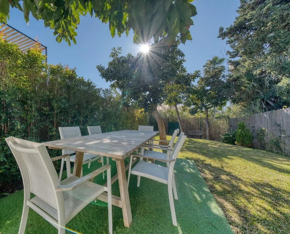 Villas Andaluzas Retreat 埃斯特波纳